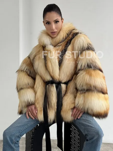 Шуба из меха лисы «Golden fox» - летучая мышь - фото 2