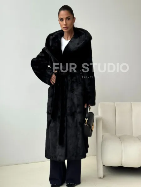 Черная норковая шуба с капюшоном - фото 0