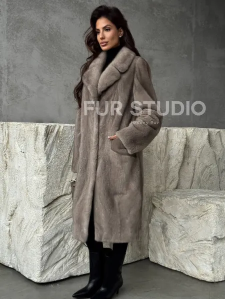 Норковая шуба в сером цвете 