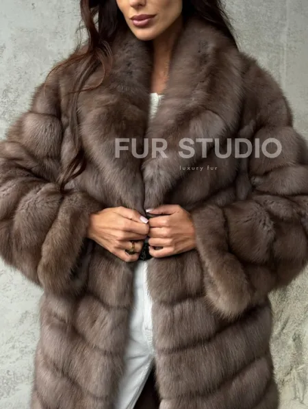 Шуба из куницы средней длины - фото 1