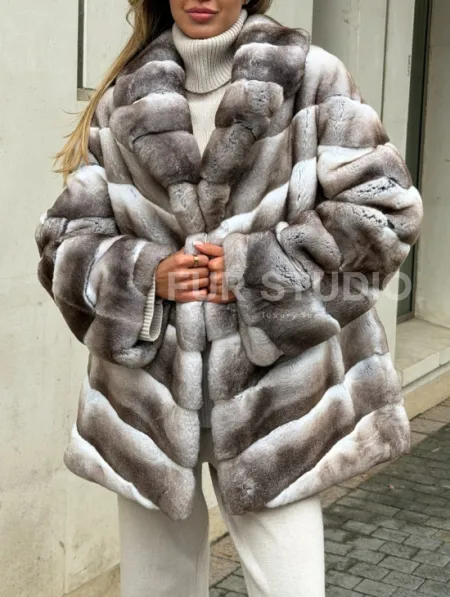 Шуба из меха шиншиллового кролика PREMIUM COLLECTION - фото 2