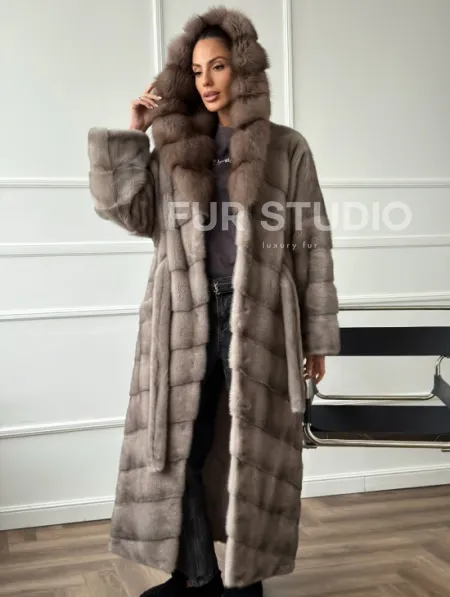 Шуба-кимоно норка в пол с капюшоном куница - фото 5