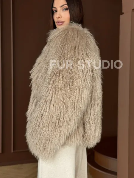 Шуба из натурального меха ламы - фото 6
