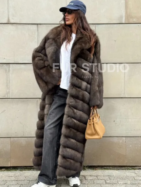 Шуба из меха баргузинского соболя - фото 4