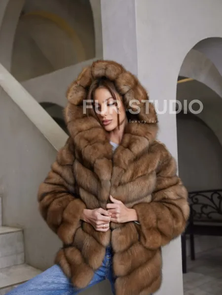 Шуба из куницы с капюшоном - фото 2