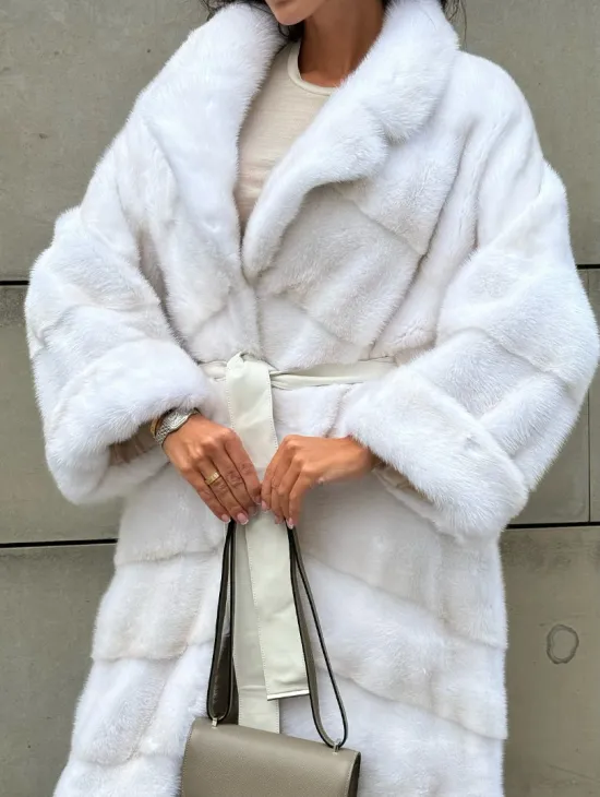 Светлая норковая шуба с английским воротом - цвет паломино - фото 2