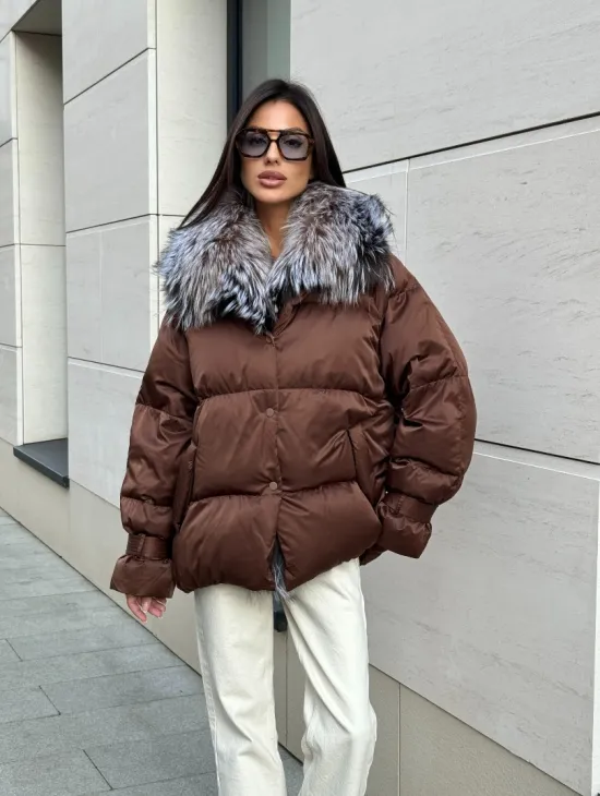 Женский зимний пуховик с мехом чернобурки - фото 8