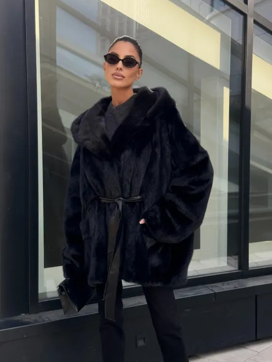 Шуба норковая натуральная с капюшоном кобра - накладные карманы - фото 0