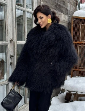 Черная шуба из натурального меха ламы - английский воротник PREMIUM COLLECTION - фото 3