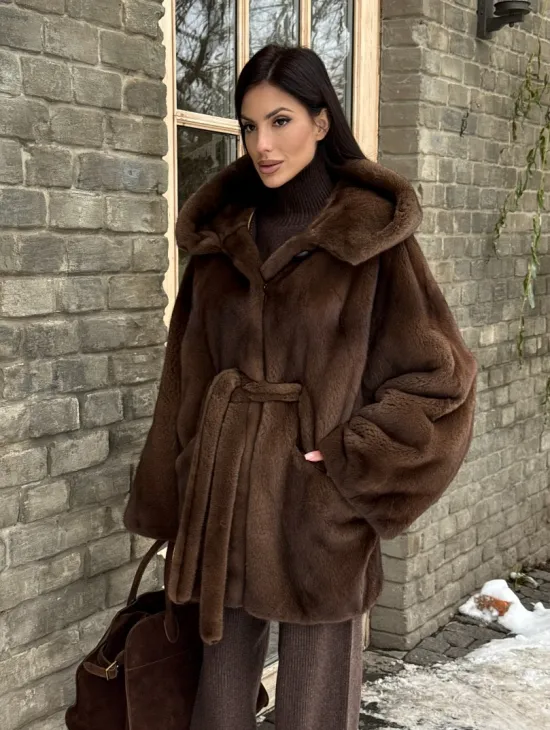 Шуба летучая мышь мех NAFA с капюшоном - цвет соболь - фото 6