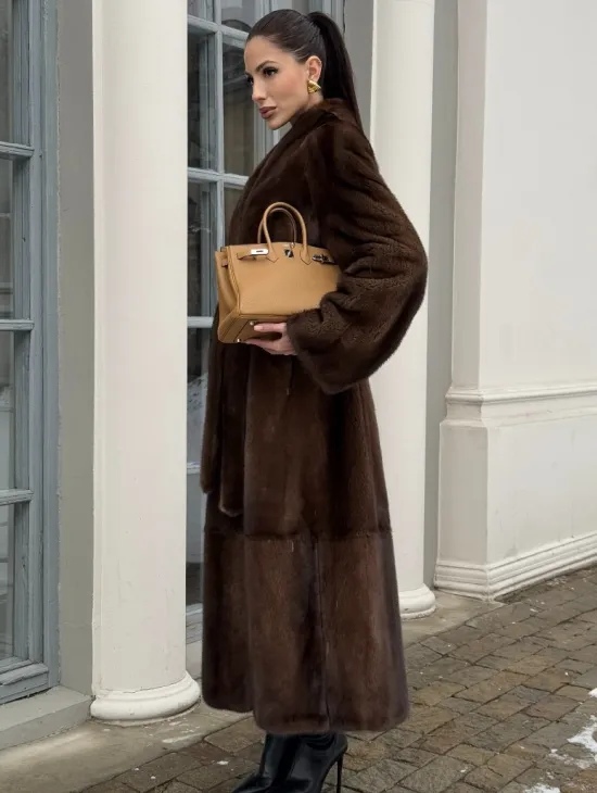 Цельнокроенная норковая шуба из североамериканской норки соболиного оттенка - фото 3