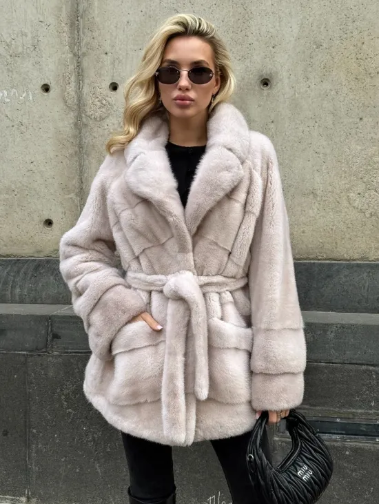 Светлый норковый полушубок PREMIUM FUR с английским воротником - фото 3