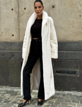 Длинная белая норковая шуба - фото 5