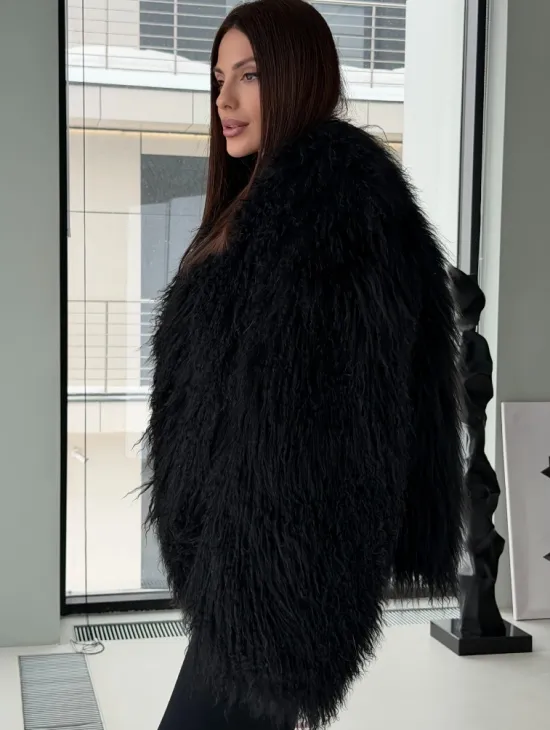 Полушубок черный из ламы - фото 2