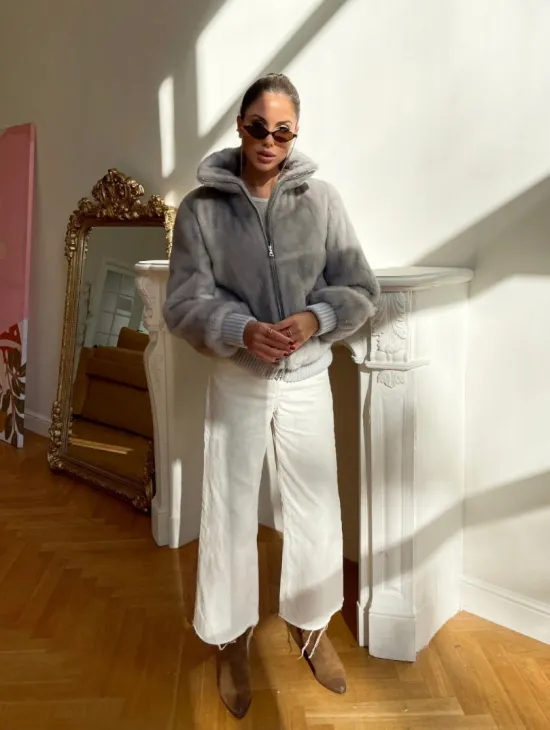 Светлая норковая куртка - бомбер - фото 3