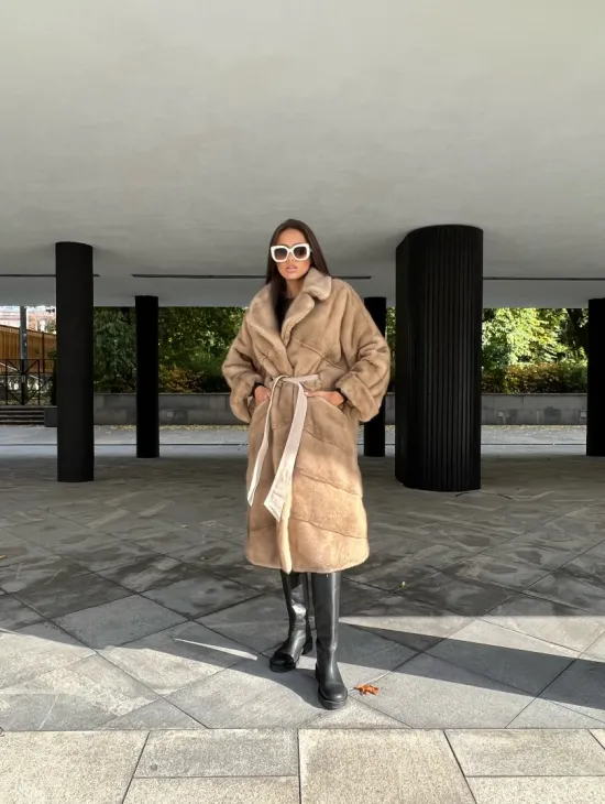 Шуба из меха аукционной норки с английским воротником - фото 7