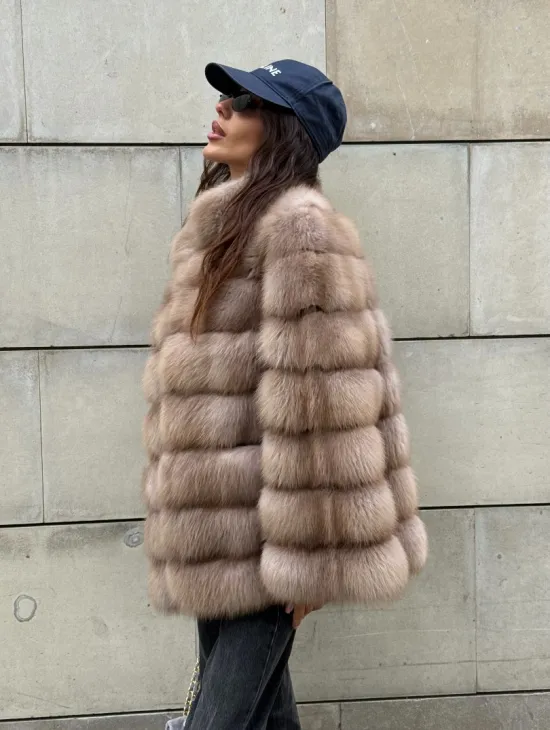 Шуба из меха куницы - фото 8