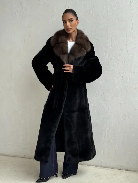 Шуба норковая Black Velvet c воротником из меха куницы - фото 9
